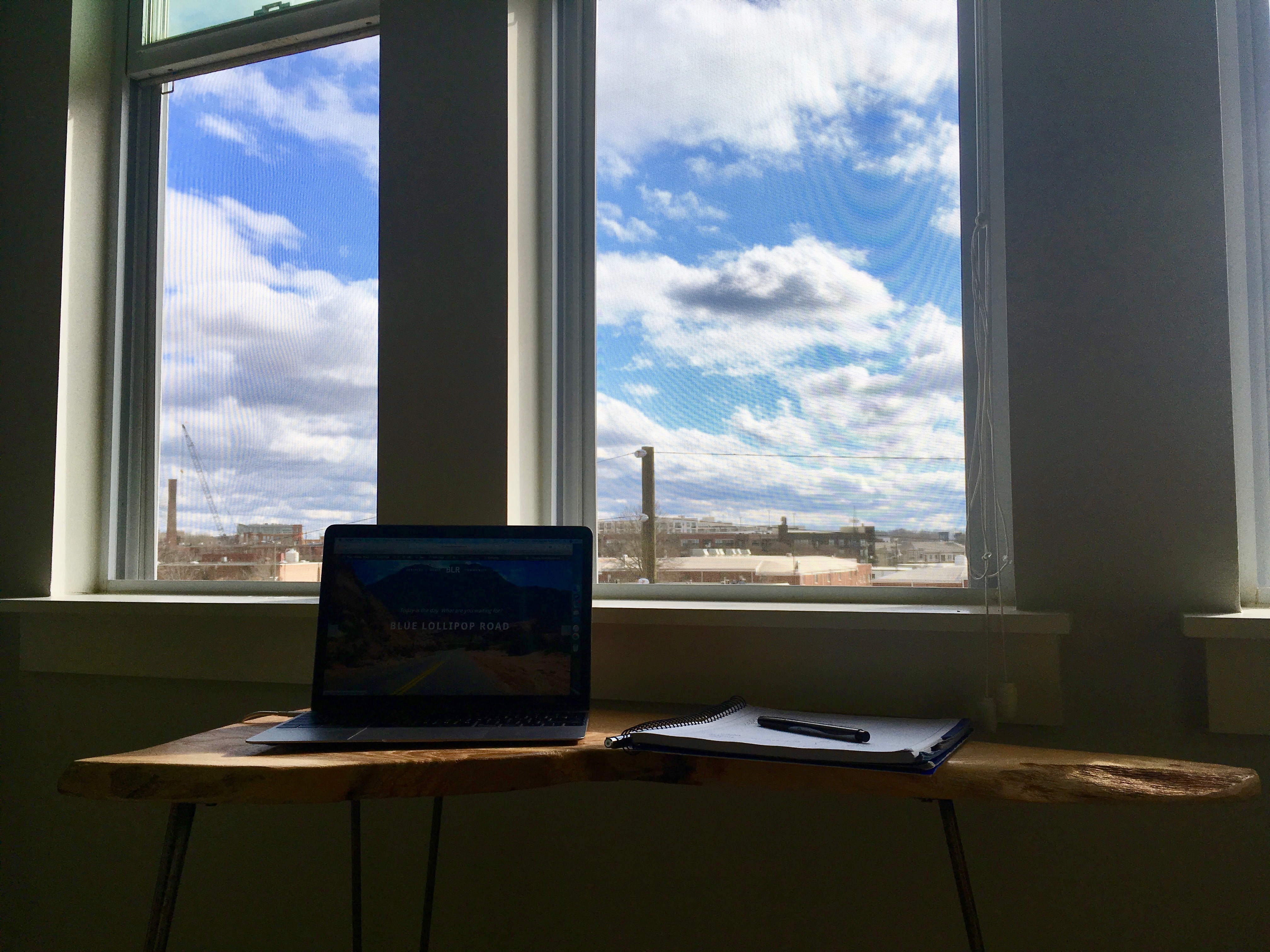 Sunny Work Spaces